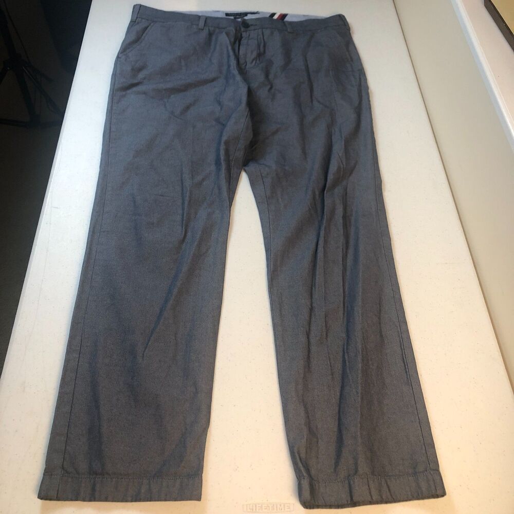 Tommy Hilfiger Mens Chino Pants Gray 40x33 Fit Preppy Minimalist Business Casual - Picture 3 of 11